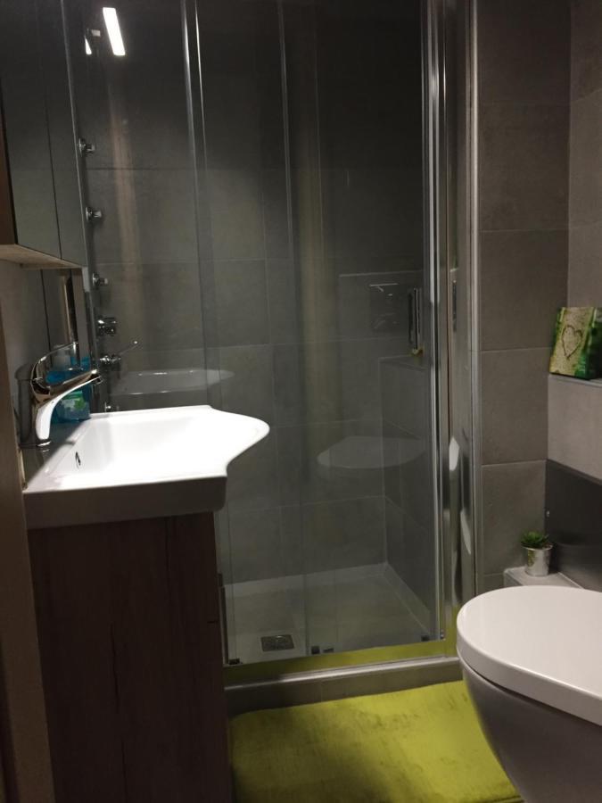 *kastellino* Fully Renovated 4beds/2bathrooms Appartement